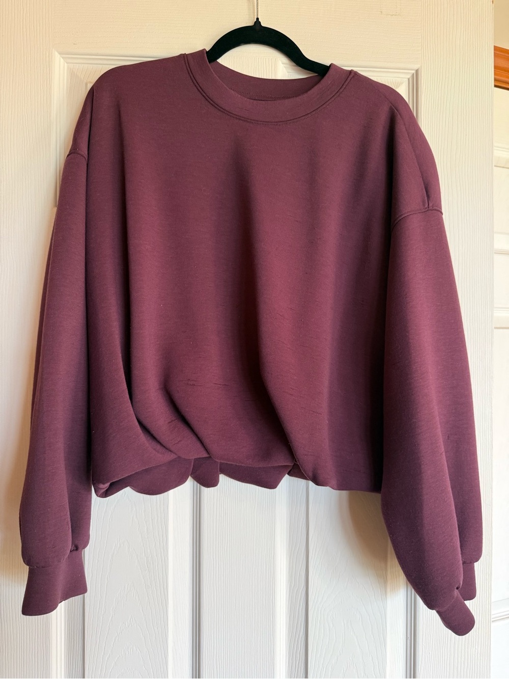 Old Navy Plum Crewneck Pullover Sweatshirt